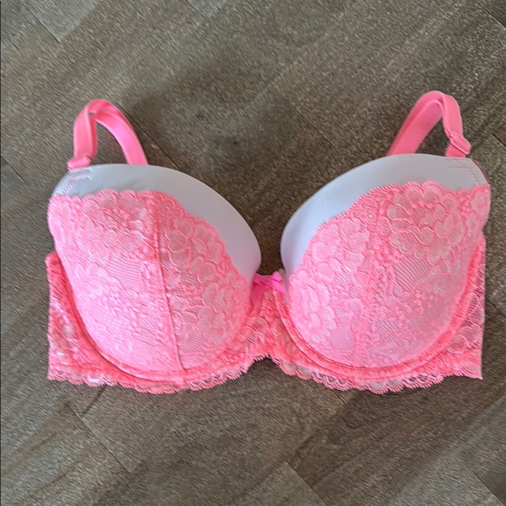 Victoria’s Secret lined Demi bra , 36DD